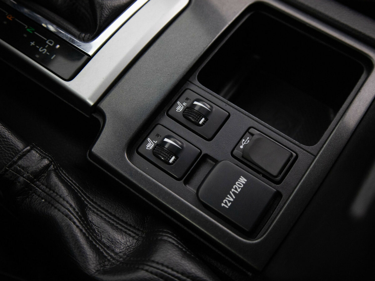 Toyota Land Cruiser Prado 150 Series Рестайлинг 1, 2016 Фото №11