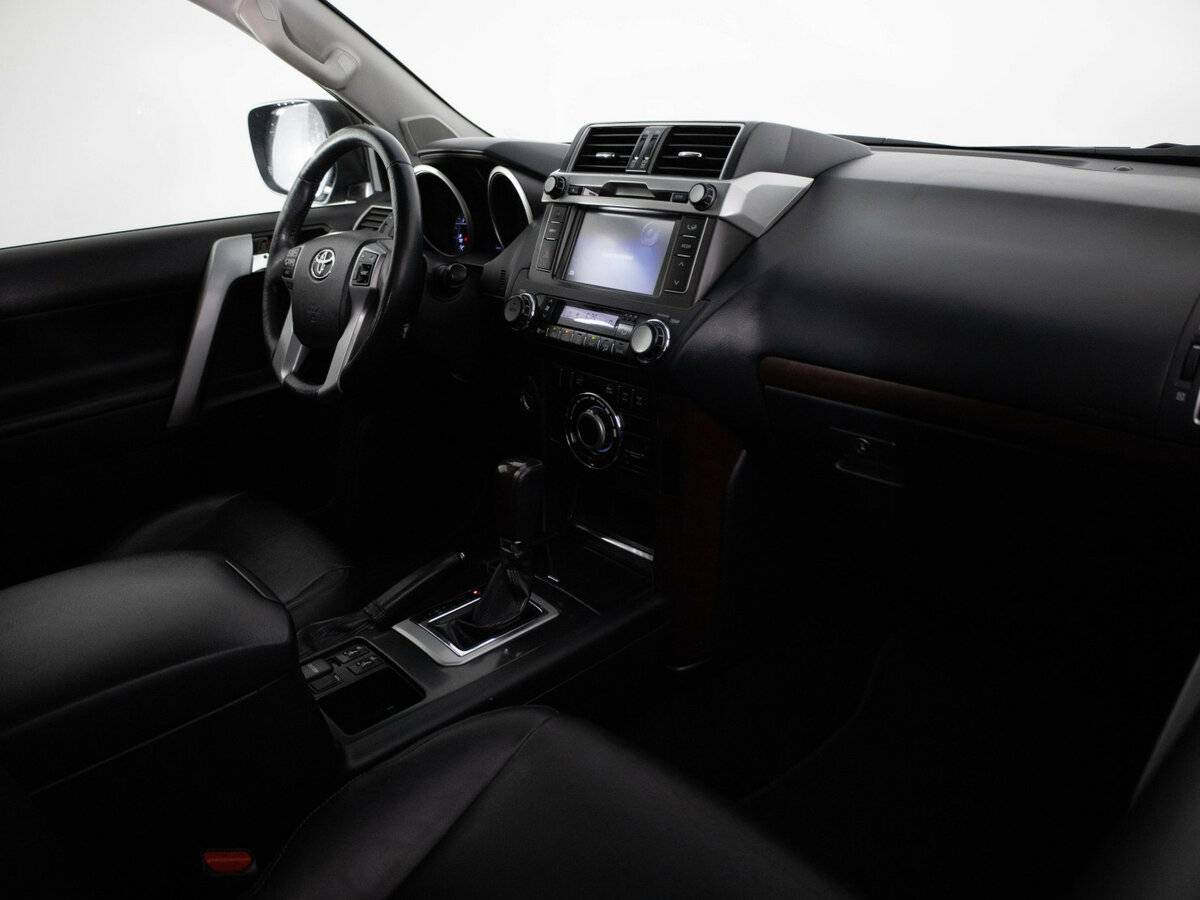 Toyota Land Cruiser Prado 150 Series Рестайлинг 1, 2016 Фото №18