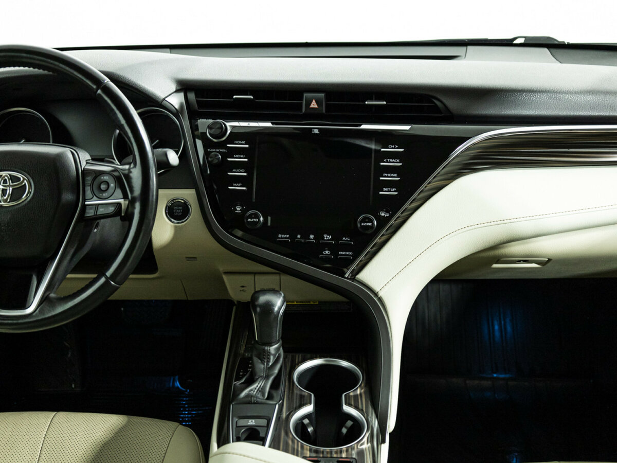 Toyota Camry VIII (XV70), 2020 Фото №12