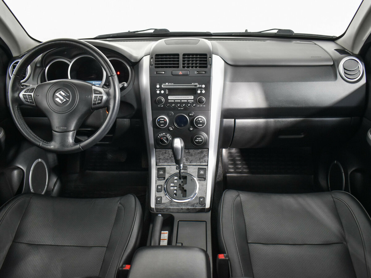 Suzuki Grand Vitara II Рестайлинг, 2010 Фото №15