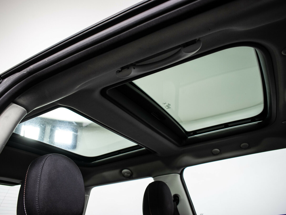 Mini Hatch Cooper III (F55/F56), 2017 Фото №10