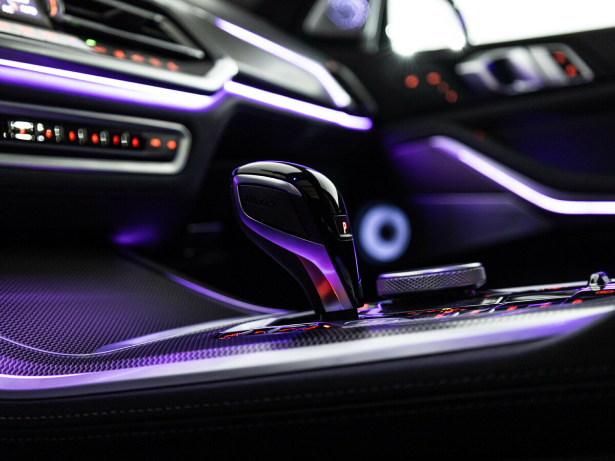 BMW X5 M50i IV (G05/G18), 2020 Фото №25