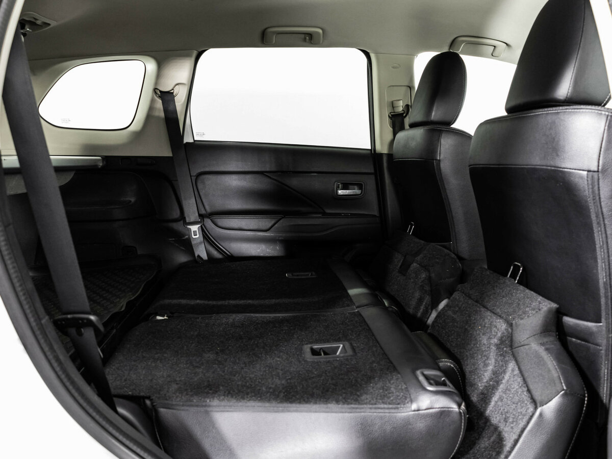 Mitsubishi Outlander III Рестайлинг 2, 2016 Фото №17