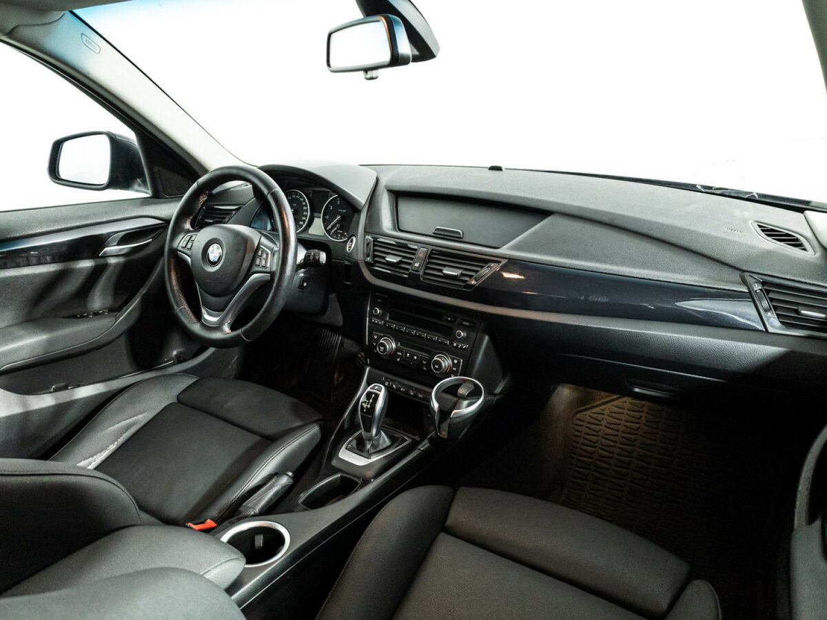 BMW X1 20i I (E84) Рестайлинг, 2013 Фото №9