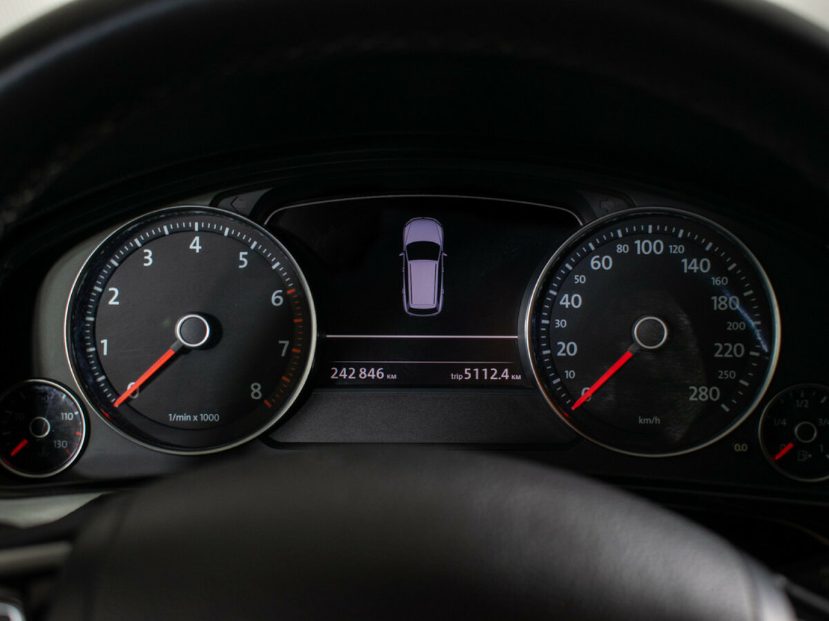 Volkswagen Touareg II, 2011 Фото №12