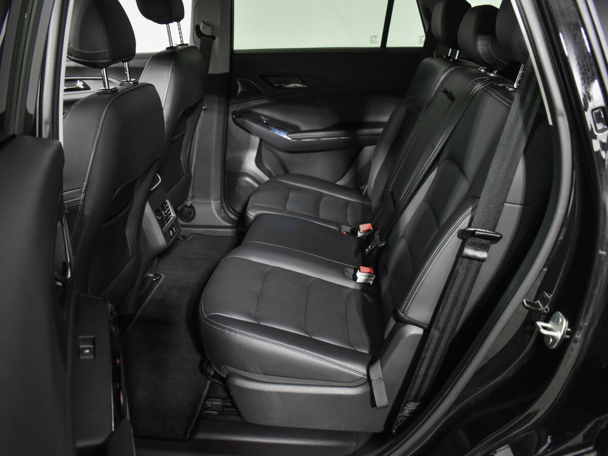 Москвич 8, 2025 Фото №11