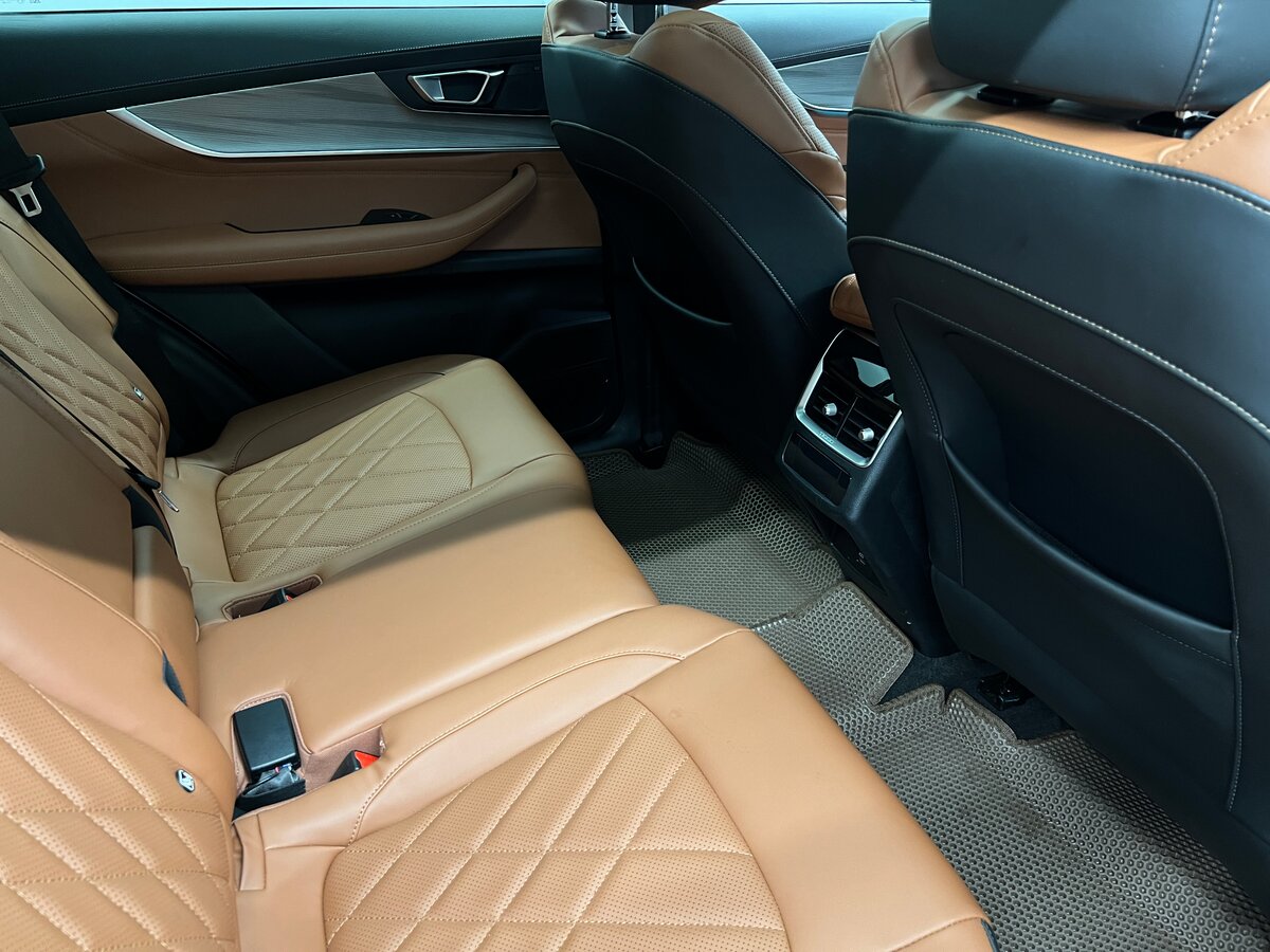 Chery Tiggo 8 Pro e+, 2023 Фото №11