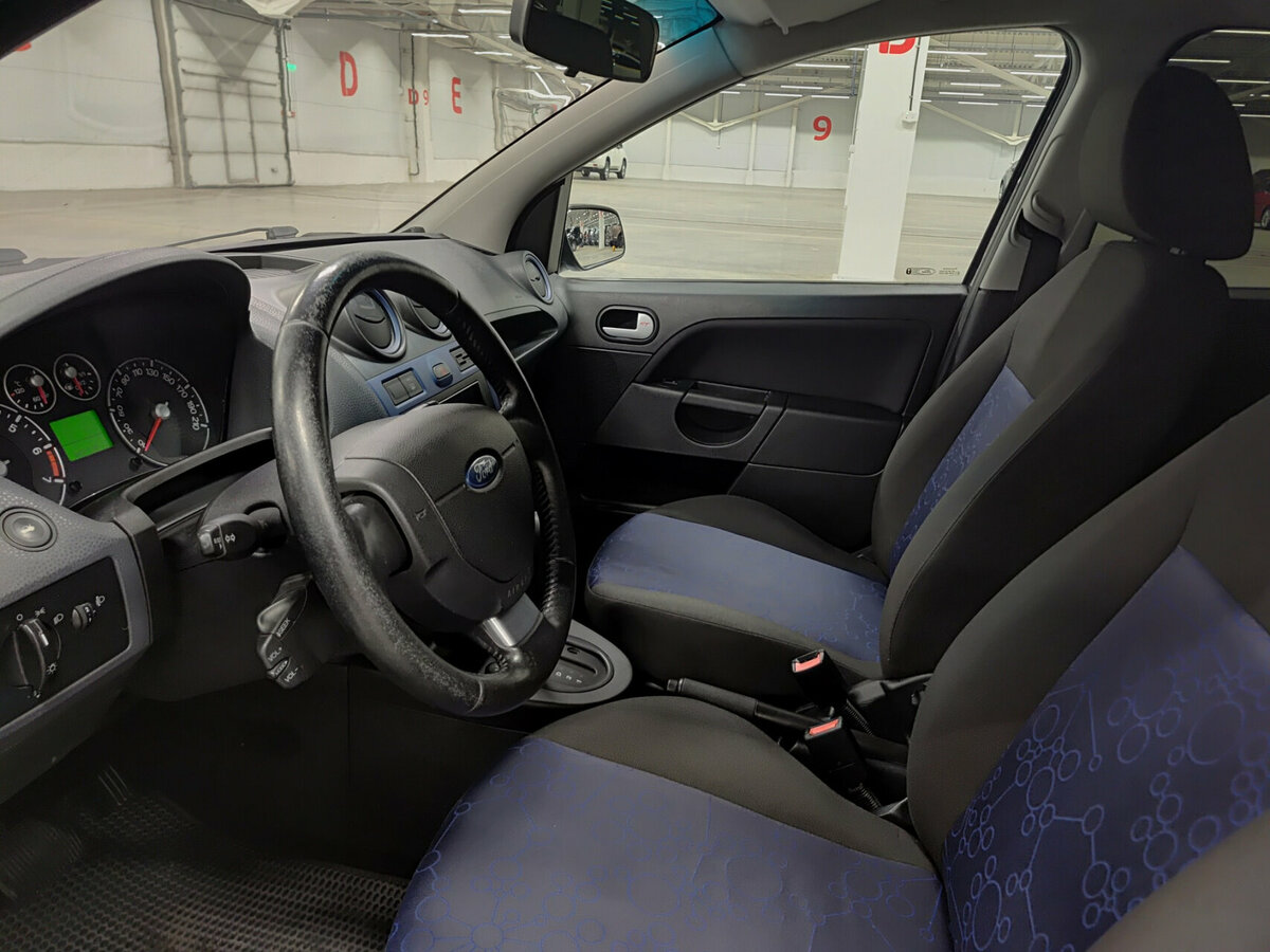 Ford Fiesta Mk5, 2007 Фото №16