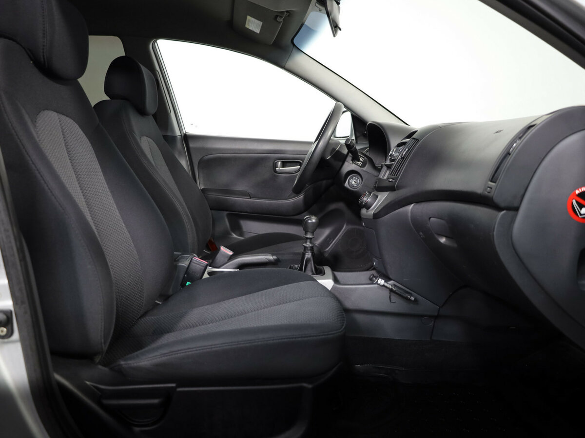 Hyundai Elantra IV (HD), 2008 Фото №16