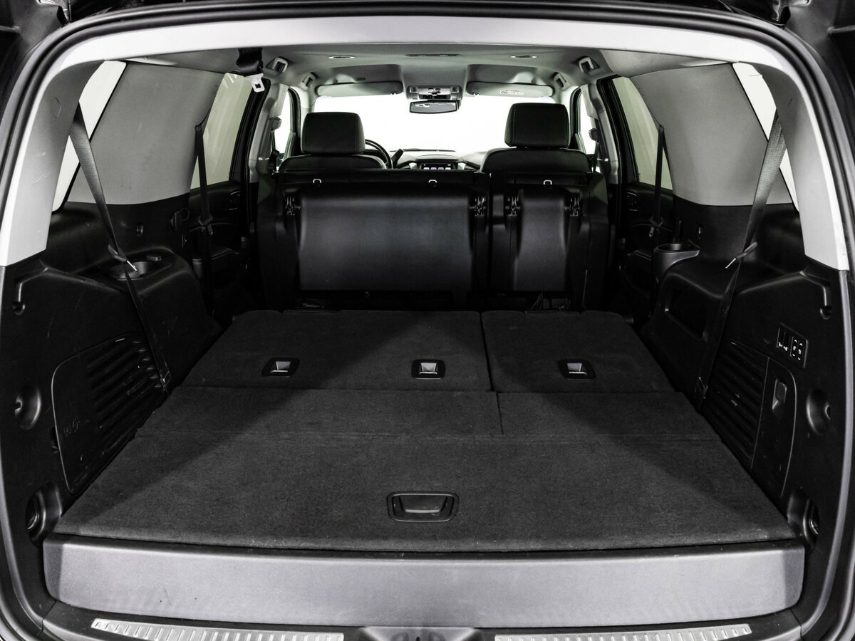 Chevrolet Tahoe IV, 2019 Фото №28