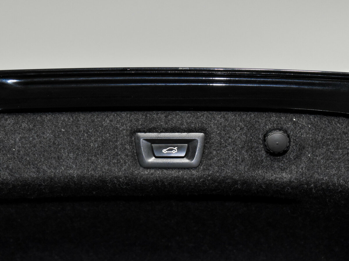 BMW 5 серии 520d xDrive VII (G30/G31/G38) Рестайлинг, 2020 Фото №18