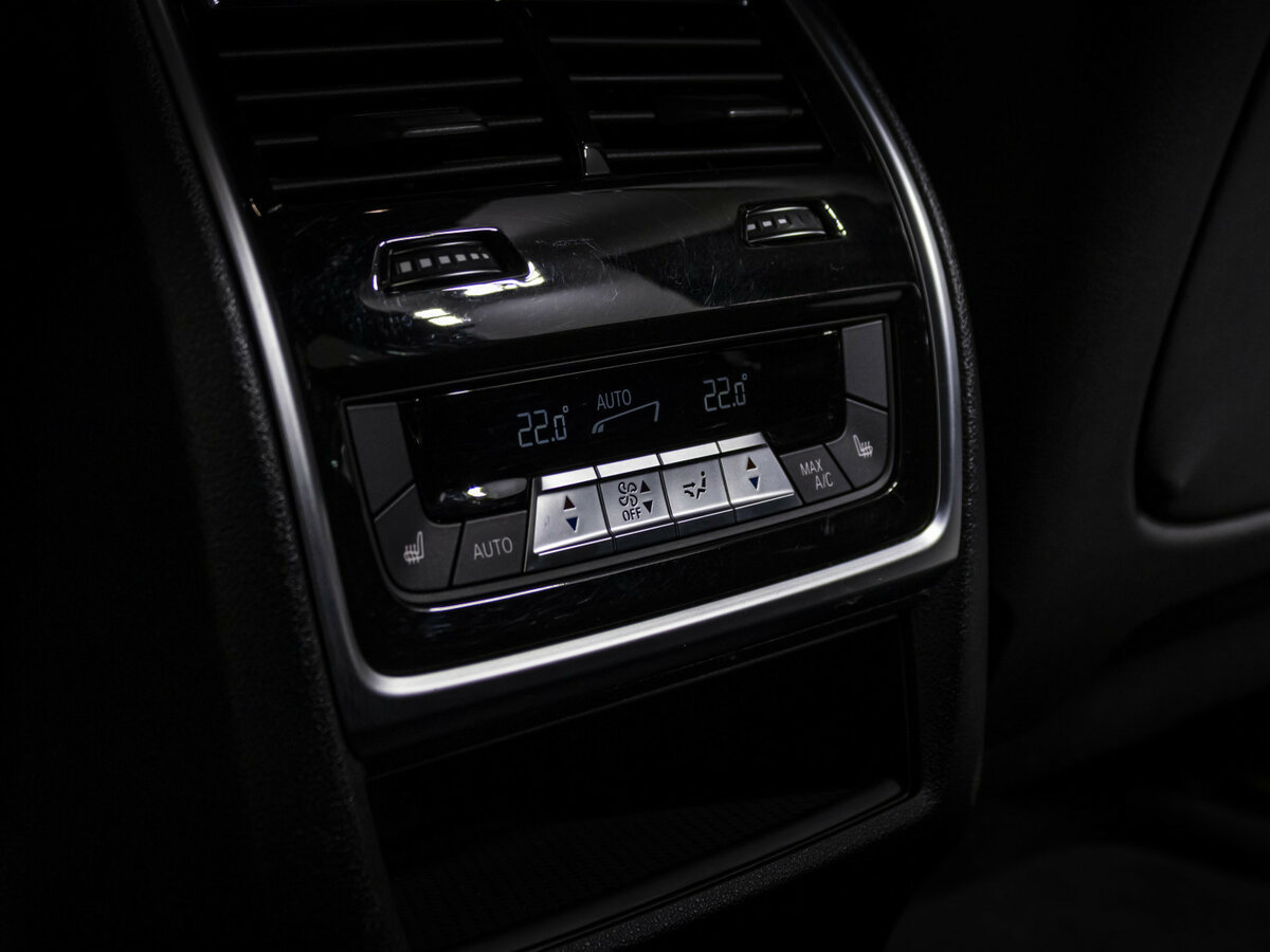 BMW X7 40d I (G07) Рестайлинг, 2022 Фото №21