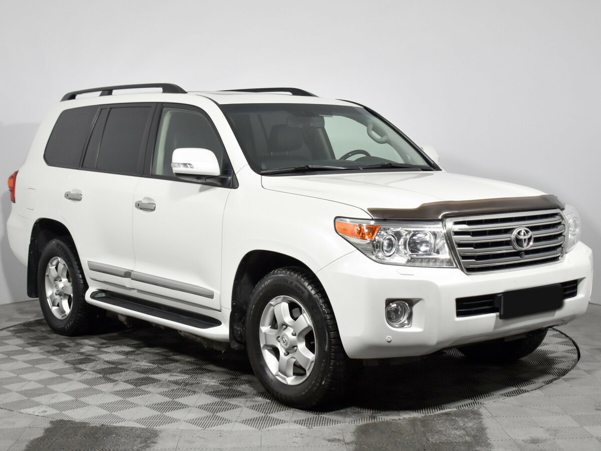 Toyota Land Cruiser 200 Series Рестайлинг 1, 2013 Фото №3