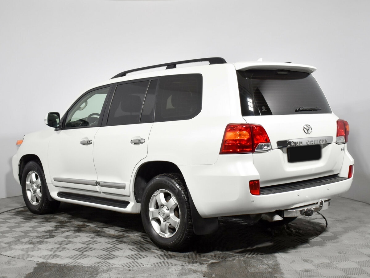 Toyota Land Cruiser 200 Series Рестайлинг 1, 2013 Фото №6