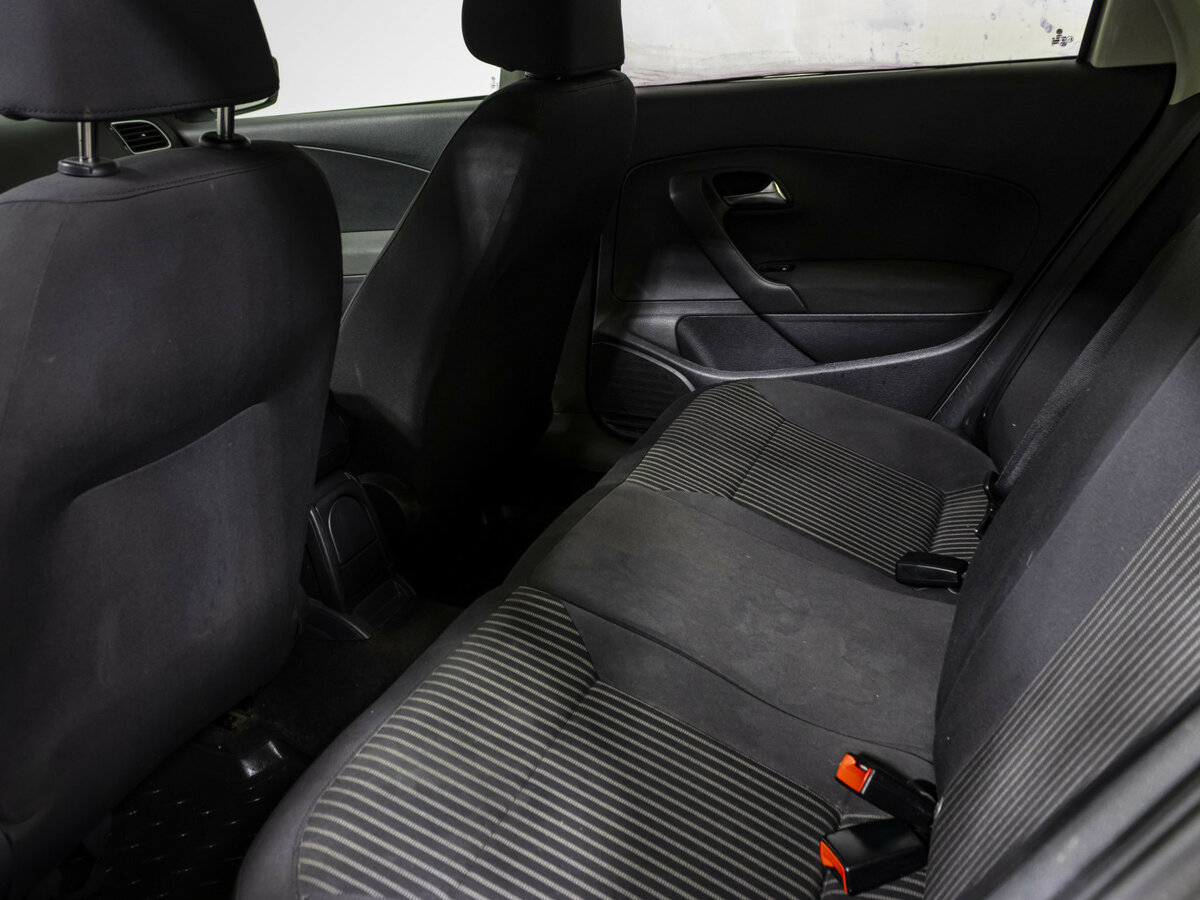 Volkswagen Polo V, 2011 Фото №12