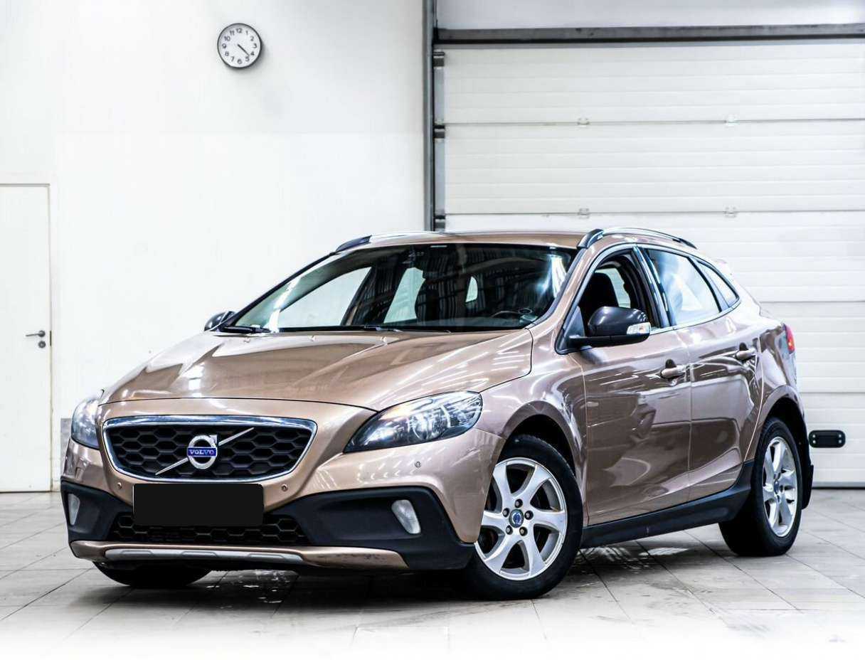 Volvo V40 Cross Country, 2013 - 140 000 км. | Фото №1
