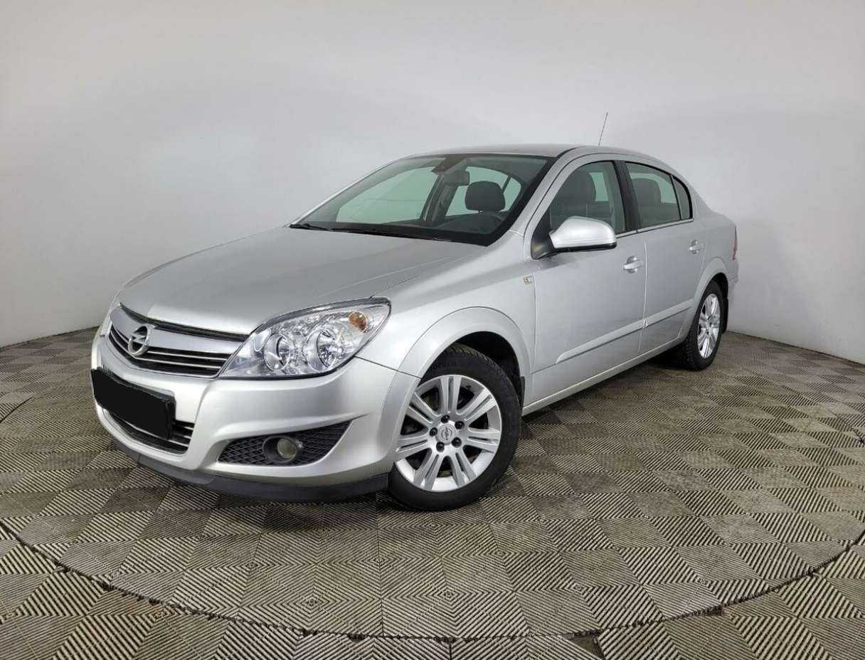 Opel Astra, 2012 - 117 000 км. | Фото №1
