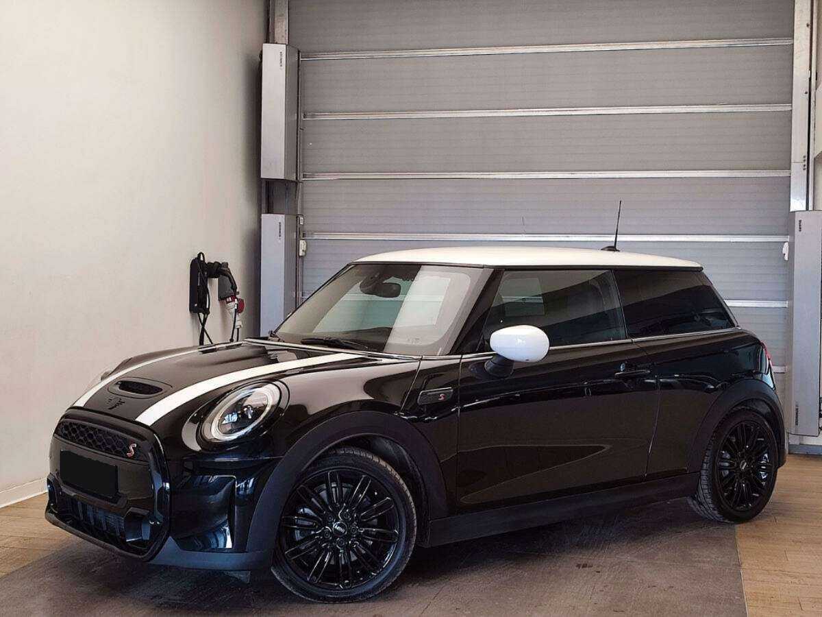Mini Hatch Cooper S, 2021 - 30 421 км. | Фото №1