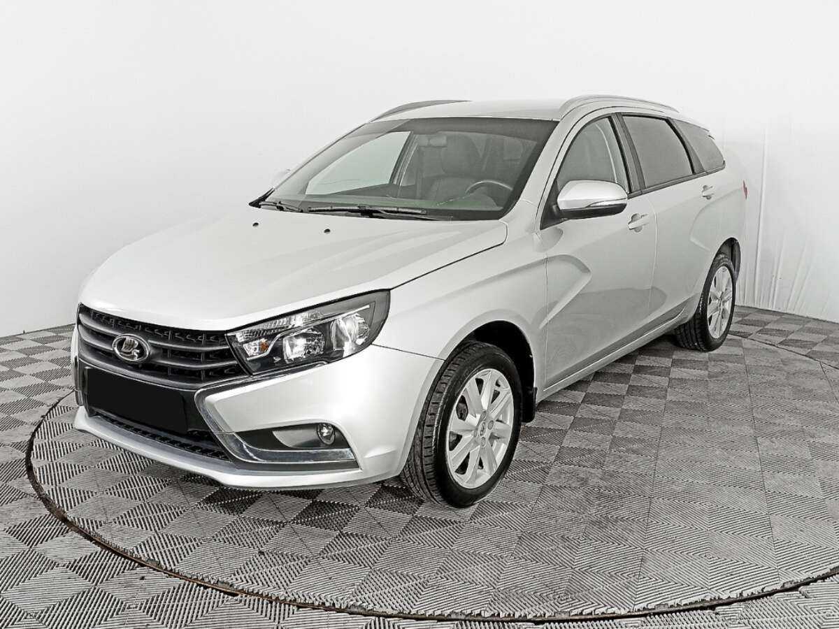 Lada (ВАЗ) Vesta SW, 2020 - 51 837 км. | Фото №1