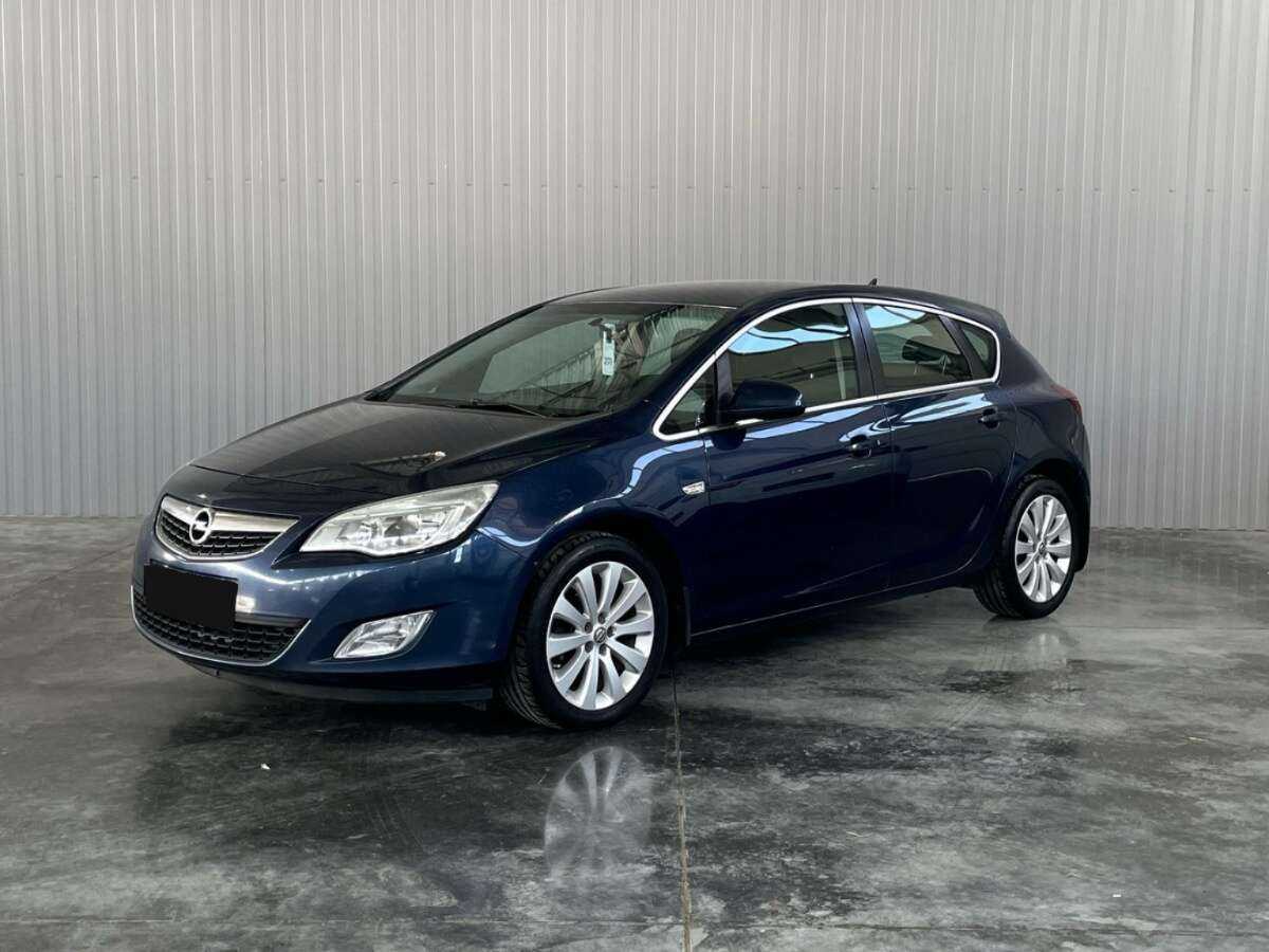 Opel Astra, 2011 - 171 300 км. | Фото №1