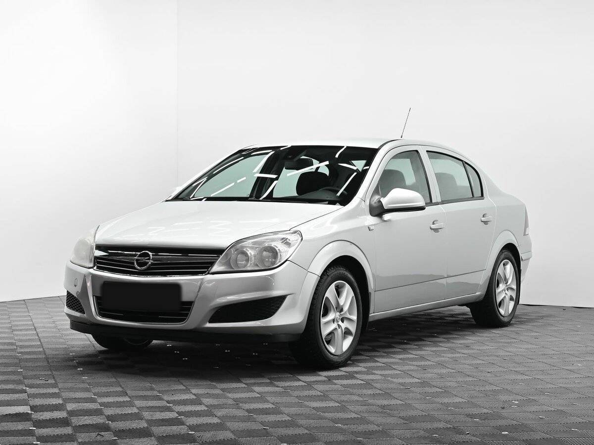 Opel Astra, 2010 - 189 000 км. | Фото №1