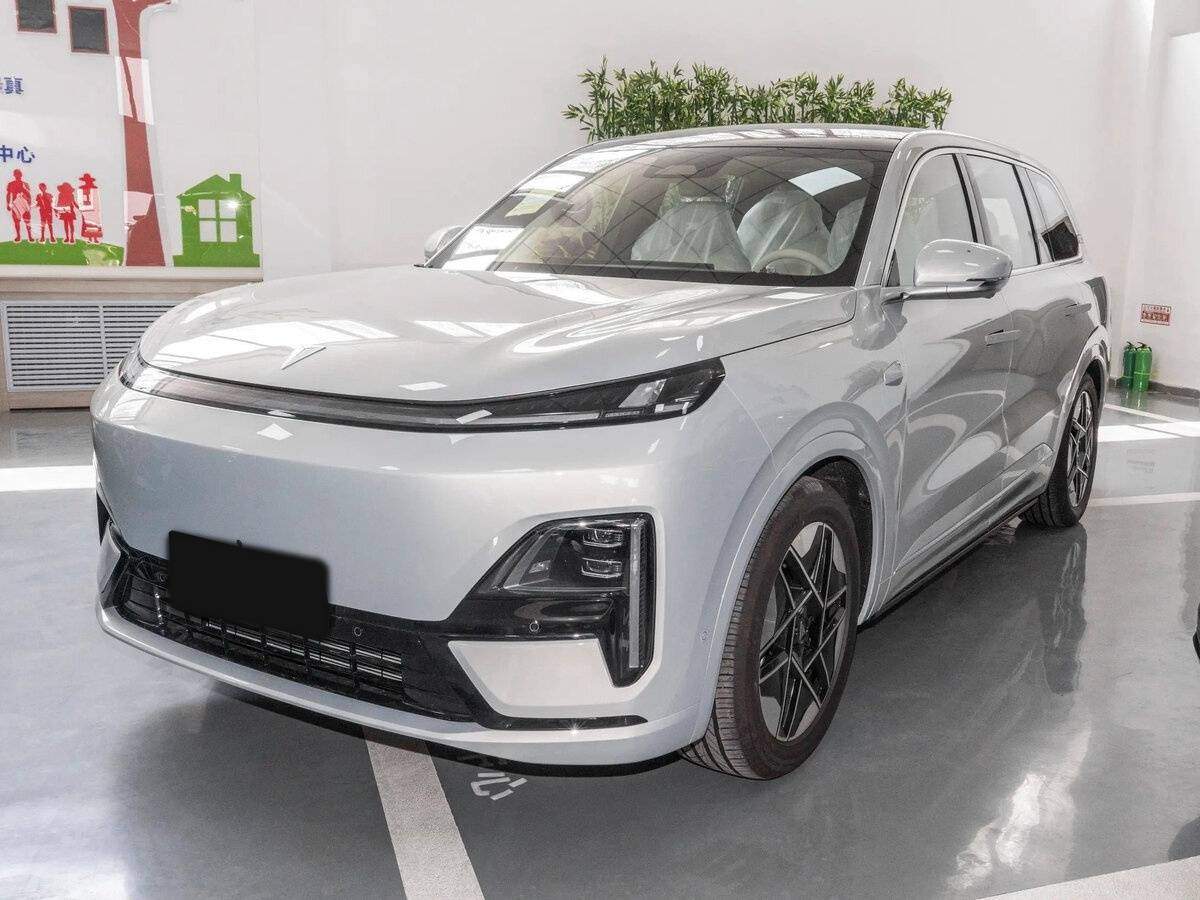 Changan Deepal S09, 2025 - 50 км. | Фото №1