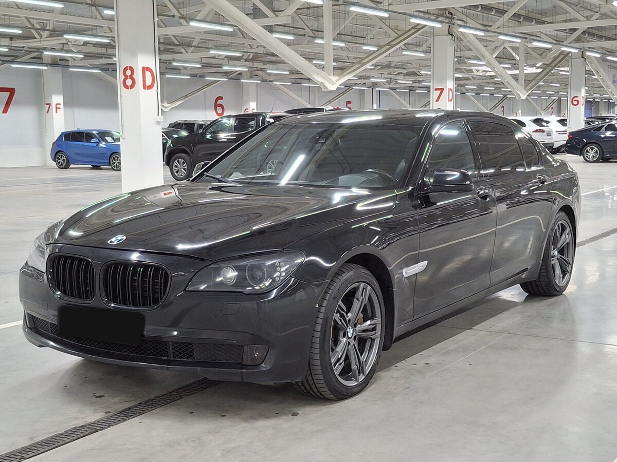 BMW 7 серии Long 750Li xDrive V (F01/F02/F04), 2012 - 294 616 км. | Фото №1
