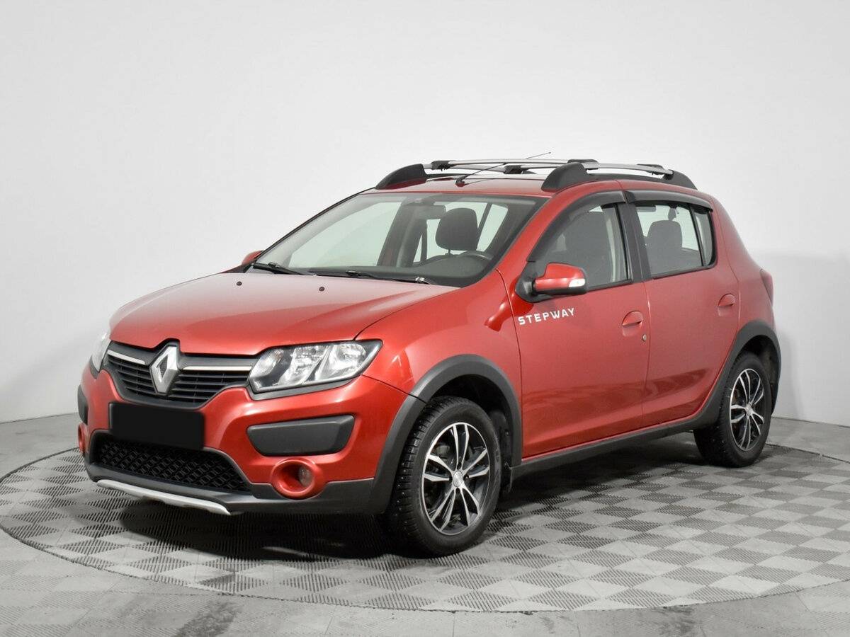 Renault Sandero Stepway II, 2016 - 300 912 км. | Фото №1